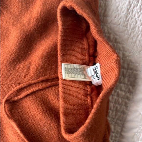 BB dakota by steve madden Rust Orange Knit Sweater and Shorts Set - Picture 9 of 11